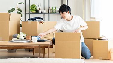 東京で一人暮らしする費用は20年でどれだけ変わった? 家賃・食費・光熱費・給料を比較してみた
