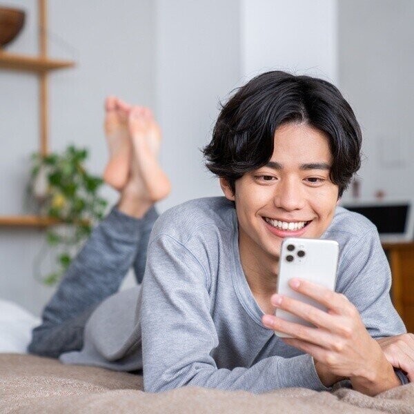 Z世代の95%がミーム経由で商品購入・利用に至らず、39%は「下手だとブランドイメージ悪化」