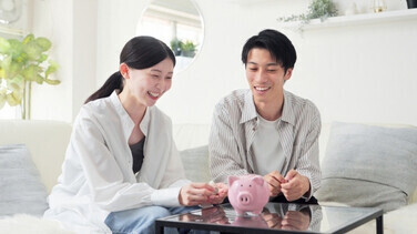 知らないうちに変わっていた、新しいお金のしくみ 第4回 第4回：投資は「がんばるもの」から「自動化するもの」へ。ロボアド、積立投資、ポイント投資が変える資産形成