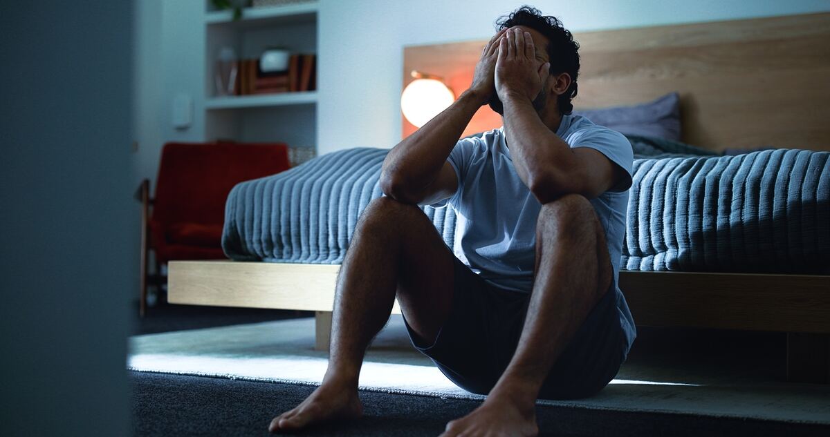 慢性不眠症では「眠れないことへの不安」が新たな覚醒を生み、不眠を長引かせる悪循環に陥ることがある。