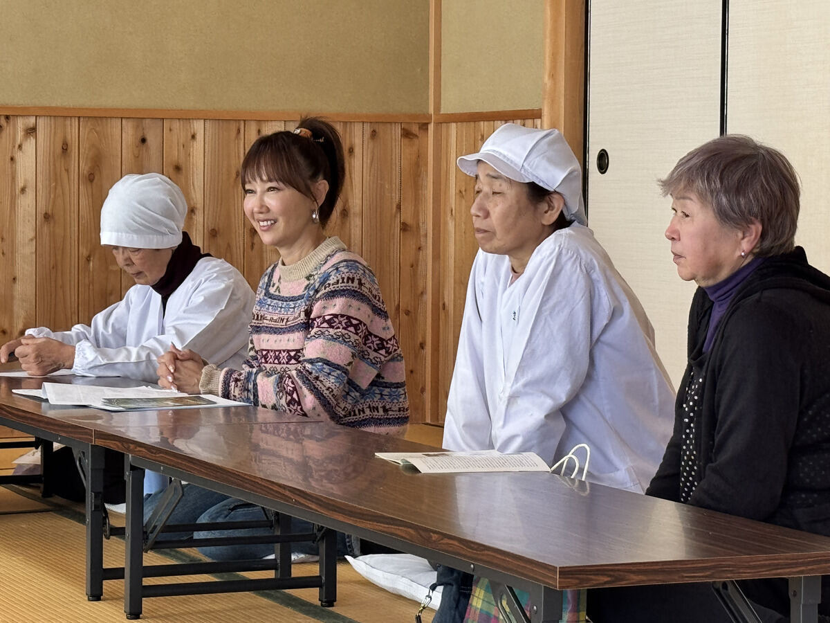工藤夕貴さん有東木での意見交換会